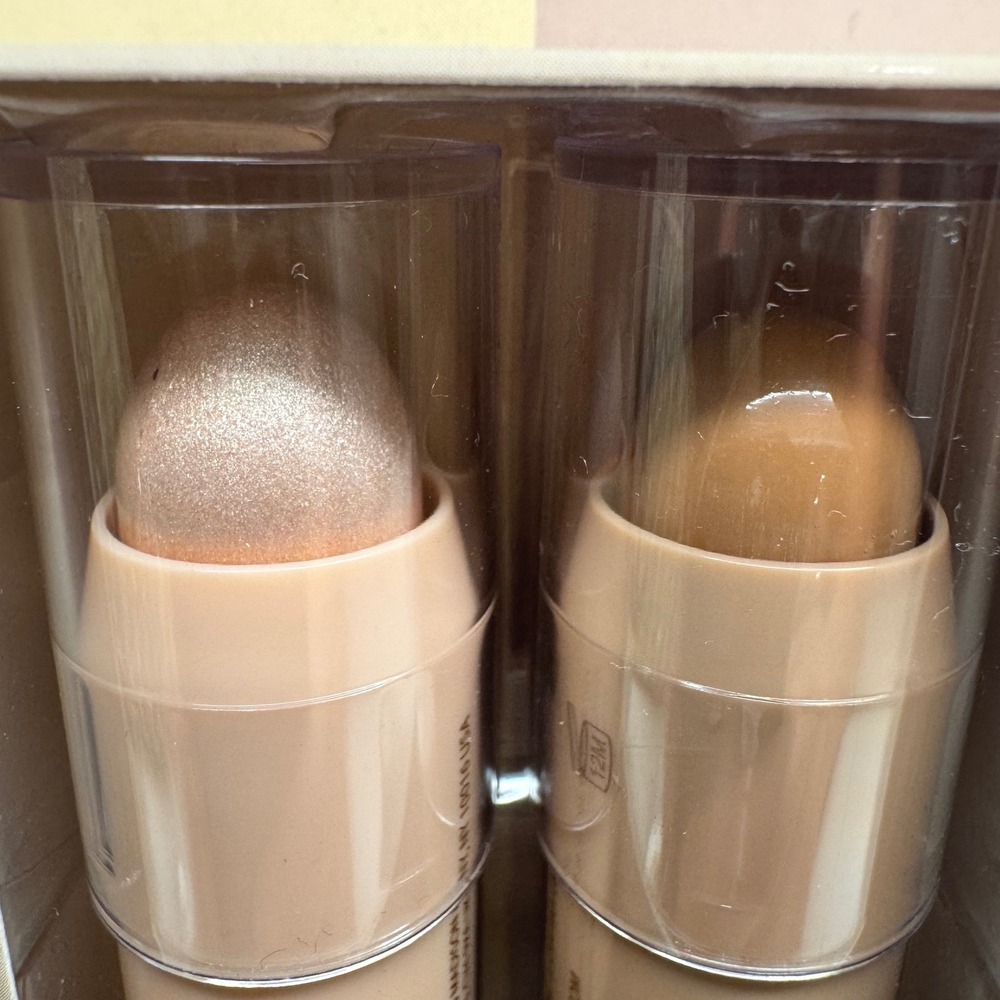 Contour Stick Duo Women Tan NIB Cream Highlighter Contour Minimalist Chic - Picture 2 of 3